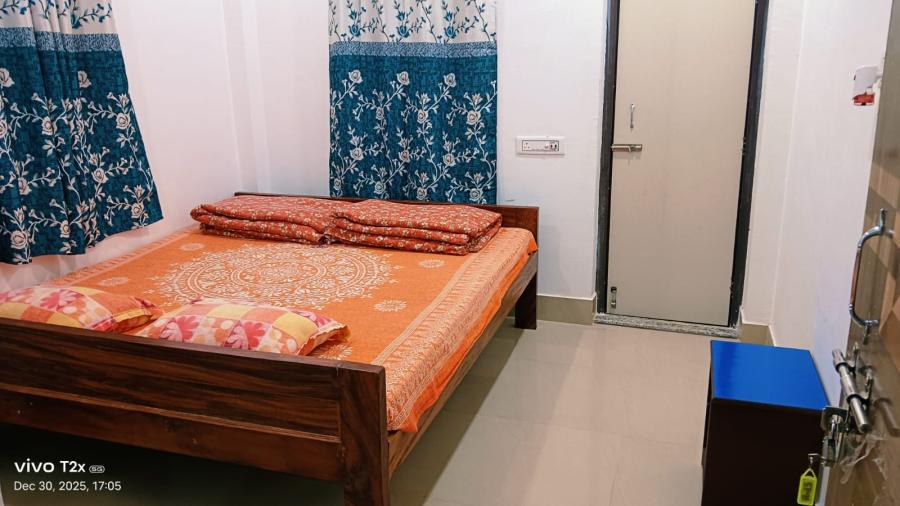 Double Bed + Attached Bathroom AC/ NON-AC